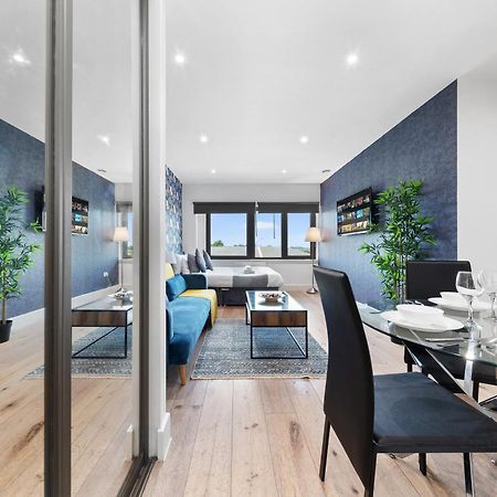 Modern One Bedroom Flat - Sleeps 5 -Near Heathrow - London Ub3 Экстерьер фото
