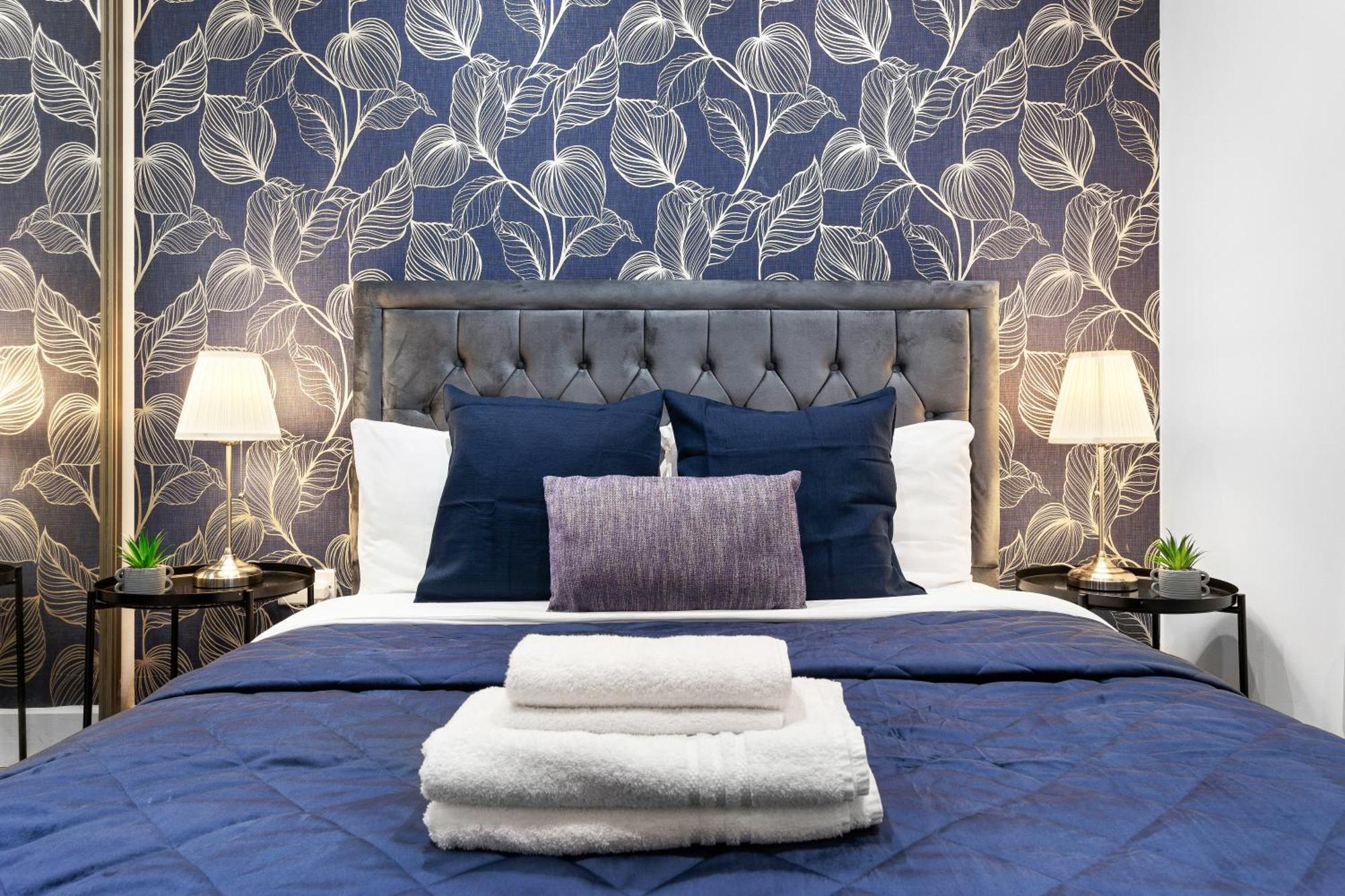 Modern One Bedroom Flat - Sleeps 5 -Near Heathrow - London Ub3 Экстерьер фото