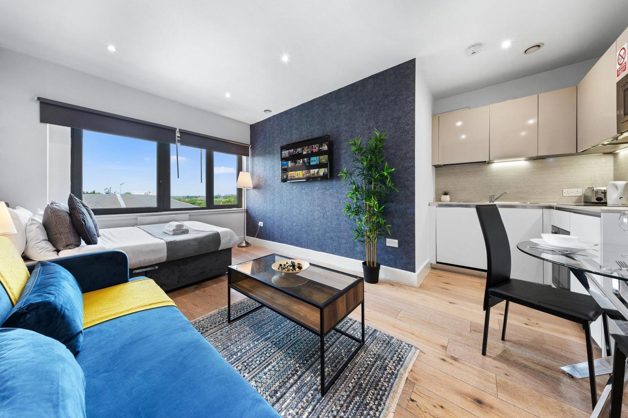 Modern One Bedroom Flat - Sleeps 5 -Near Heathrow - London Ub3 Экстерьер фото