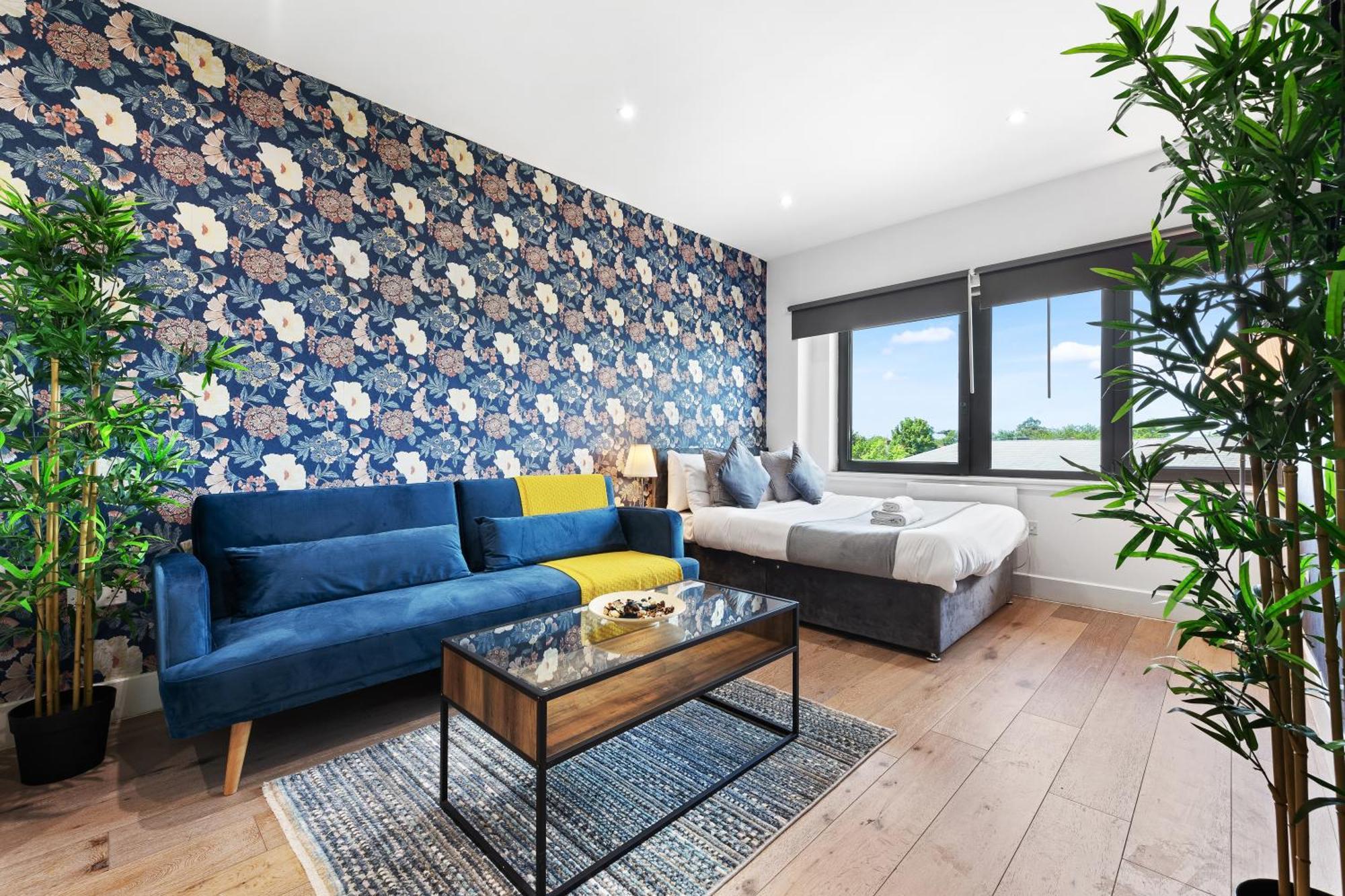 Modern One Bedroom Flat - Sleeps 5 -Near Heathrow - London Ub3 Экстерьер фото